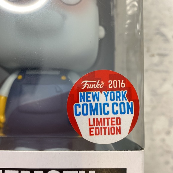 Funko Pop Behemoth #211 Disney Limited Edition Figure - Picture 5 of 10